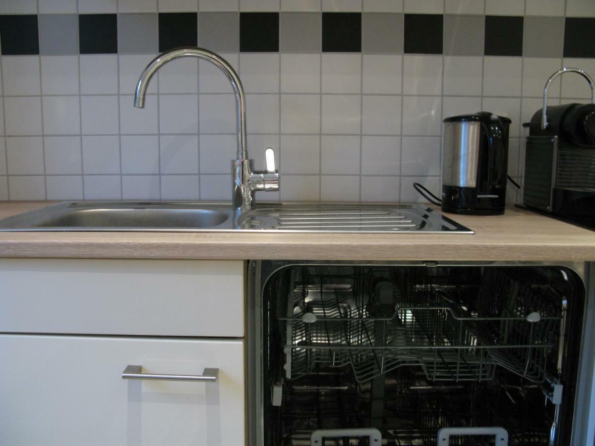 Messe-/Ferienwohnung Neurenberg Buitenkant foto